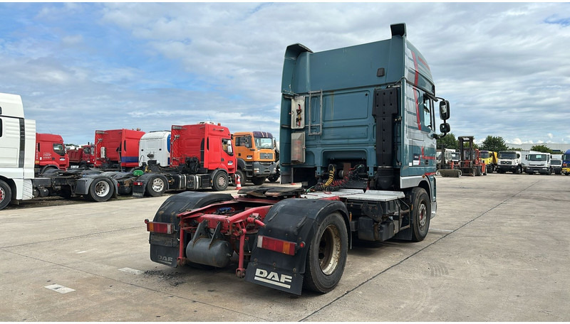 DAF 105 XF 460 (BOITE MANUELLE / MANUAL GEARBOX / RETARDER) - Камион влекач: слика 4 DAF 105 XF 460 (BOITE MANUELLE / MANUAL GEARBOX / RETARDER) - Камион влекач: слика 4
