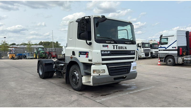 DAF 85 CF 410 (LOW CABIN / PETIT CABINE / TRES PROPRE / CLEAN CONDITION) - Камион влекач: слика 3 DAF 85 CF 410 (LOW CABIN / PETIT CABINE / TRES PROPRE / CLEAN CONDITION) - Камион влекач: слика 3