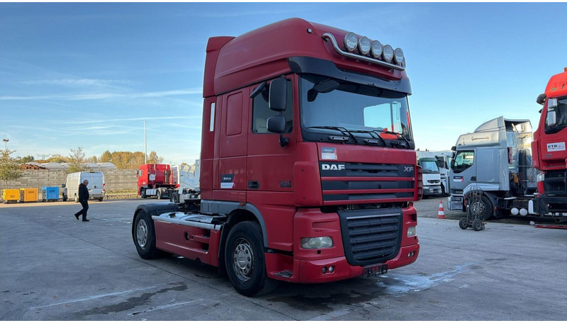 DAF XF 105.460 (PERFECT CONDITION / PARFAIT ETAT) - Камион влекач: слика 5 DAF XF 105.460 (PERFECT CONDITION / PARFAIT ETAT) - Камион влекач: слика 5