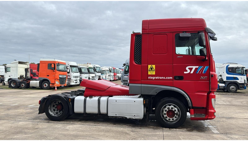 DAF XF 460 (BOITE MANUELLE / MANUAL GEARBOX) - Камион влекач: слика 5 DAF XF 460 (BOITE MANUELLE / MANUAL GEARBOX) - Камион влекач: слика 5