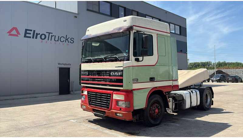DAF XF 95.430 (EURO 3 / BOITE MANUELLE / MANUAL GEARBOX) - Камион влекач: слика 1 DAF XF 95.430 (EURO 3 / BOITE MANUELLE / MANUAL GEARBOX) - Камион влекач: слика 1
