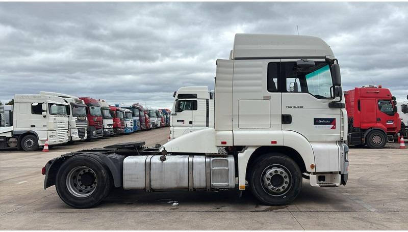 MAN TGA 18.430 (PTO / POMPE HYDRAULIQUE / MANUAL GEARBOX / BOITE MANUELLE / HYDRAULIC PUMP) - Камион влекач: слика 3 MAN TGA 18.430 (PTO / POMPE HYDRAULIQUE / MANUAL GEARBOX / BOITE MANUELLE / HYDRAULIC PUMP) - Камион влекач: слика 3