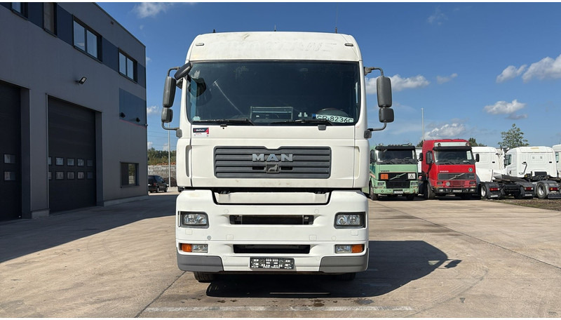 MAN TGA 18.440 (BOITE MANUELLE / MANUAL GEARBOX) - Камион влекач: слика 2 MAN TGA 18.440 (BOITE MANUELLE / MANUAL GEARBOX) - Камион влекач: слика 2
