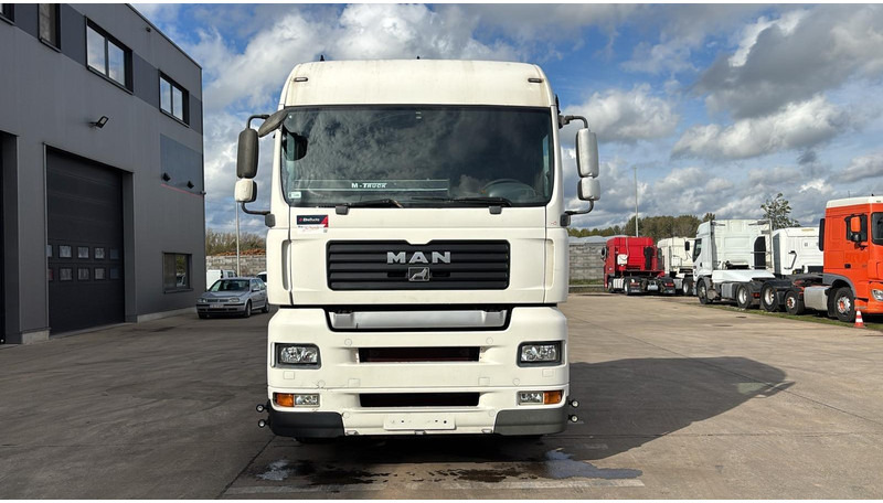 MAN TGA 18.440 (BOITE MANUELLE / MANUAL GEARBOX) - Камион влекач: слика 4 MAN TGA 18.440 (BOITE MANUELLE / MANUAL GEARBOX) - Камион влекач: слика 4