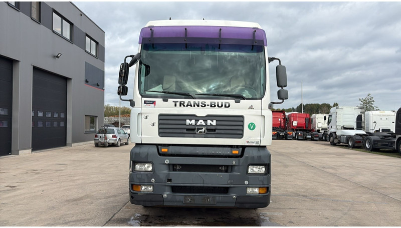 MAN TGA 18.440 (BOITE MANUELLE / PTO / POMPE HYDRAULIQUE / MANUAL GEARBOX / HYDRAULIC PUMP) - Камион влекач: слика 2 MAN TGA 18.440 (BOITE MANUELLE / PTO / POMPE HYDRAULIQUE / MANUAL GEARBOX / HYDRAULIC PUMP) - Камион влекач: слика 2