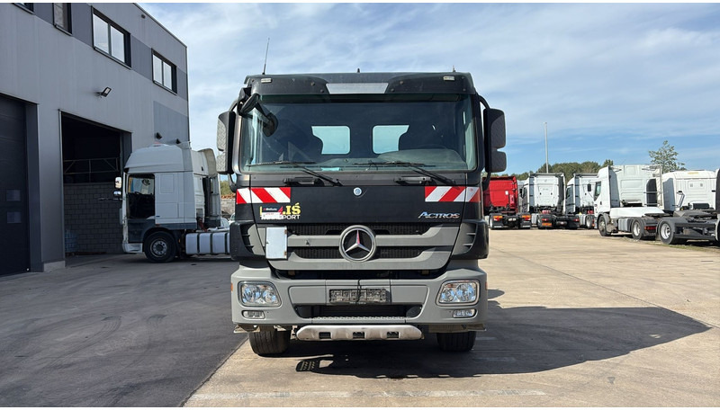 Mercedes-Benz Actros 1841 (MP3 / EURO 5 / PTO / HYDRAULIC PUMP / V6) - Камион влекач: слика 2 Mercedes-Benz Actros 1841 (MP3 / EURO 5 / PTO / HYDRAULIC PUMP / V6) - Камион влекач: слика 2