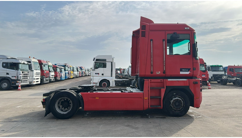 Renault MAGNUM 460 (BOITE MANUELLE / MANUAL GEARBOX) - Камион влекач: слика 4 Renault MAGNUM 460 (BOITE MANUELLE / MANUAL GEARBOX) - Камион влекач: слика 4