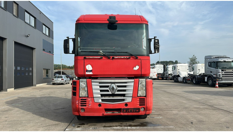Renault MAGNUM 460 (BOITE MANUELLE / MANUAL GEARBOX) - Камион влекач: слика 2 Renault MAGNUM 460 (BOITE MANUELLE / MANUAL GEARBOX) - Камион влекач: слика 2