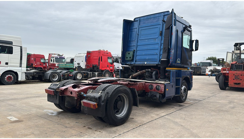 Renault Magnum 430 (POMPE MANUELLE / MANUAL PUMP / BOITE MANUELLE / MANUAL GEARBOX) - Камион влекач: слика 5 Renault Magnum 430 (POMPE MANUELLE / MANUAL PUMP / BOITE MANUELLE / MANUAL GEARBOX) - Камион влекач: слика 5