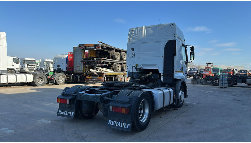 Renault Premium 420 (TRES PROPRE / PARFAIT ETAT / BOITE MANUELLE / MANUAL GEARBOX) - Камион влекач: слика 4 Renault Premium 420 (TRES PROPRE / PARFAIT ETAT / BOITE MANUELLE / MANUAL GEARBOX) - Камион влекач: слика 4