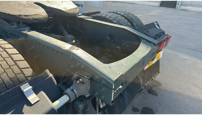 Камион влекач Volvo FH 400 (GOOD CONDITION / CLEAN CHASSIS / EURO 5): слика 17