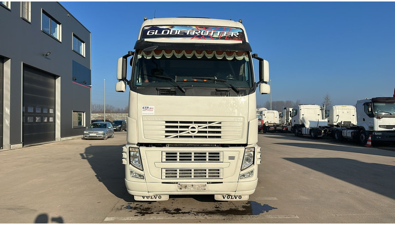 Volvo FH 460 (MANUAL GEARBOX / VERY CLEAN !!! / GOOD TYRES / TOP CONDITION) - Камион влекач: слика 2 Volvo FH 460 (MANUAL GEARBOX / VERY CLEAN !!! / GOOD TYRES / TOP CONDITION) - Камион влекач: слика 2