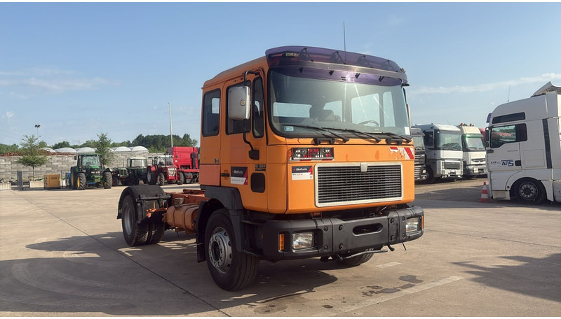MAN 18.224 (MANUAL PUMP / MANUAL GEARBOX) - Камион со кабинска шасија: слика 3 MAN 18.224 (MANUAL PUMP / MANUAL GEARBOX) - Камион со кабинска шасија: слика 3