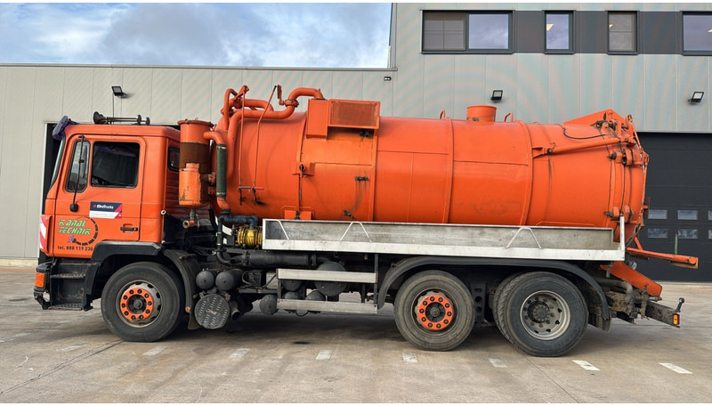 Вакуумски камион MAN 25.272 (MANUAL PUMP / POMPE MANUELLE / 15000 L): слика 7