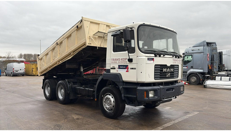 MAN 27.414 (6 CYLINDER / EURO 2 / TOP CONDITION / BONNE ETATT / GRAND PONT / LAMES / STEEL SUSP.) - Кипер: слика 5 MAN 27.414 (6 CYLINDER / EURO 2 / TOP CONDITION / BONNE ETATT / GRAND PONT / LAMES / STEEL SUSP.) - Кипер: слика 5