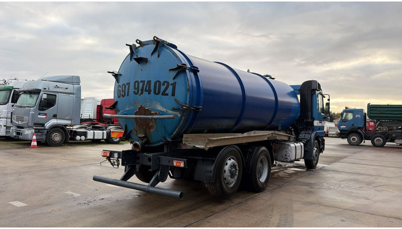 Mercedes-Benz ACTROS 2531 (16000 L / GRAND PONT / EPS / 6X2 / 3 PEDALES / V6) - Вакуумски камион: слика 4 Mercedes-Benz ACTROS 2531 (16000 L / GRAND PONT / EPS / 6X2 / 3 PEDALES / V6) - Вакуумски камион: слика 4