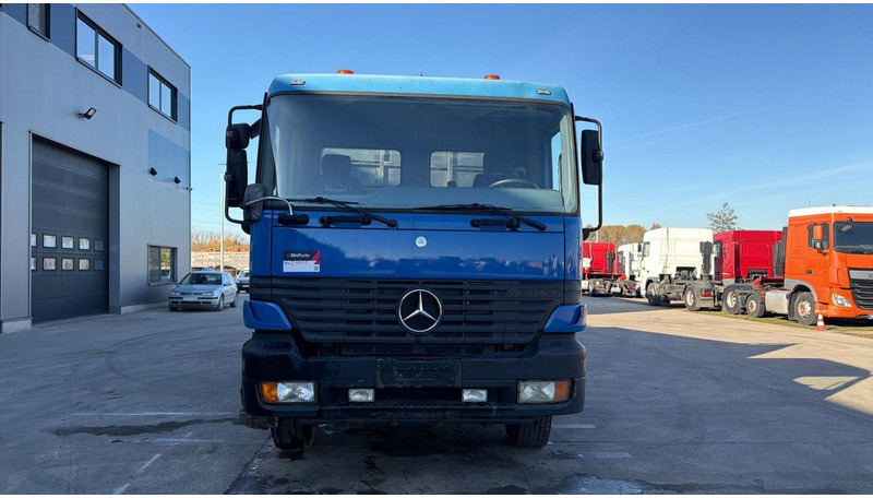 Mercedes-Benz ACTROS 2535 (EPS / BENNE / TIPPER / 8 ROUES / 3 PEDALES) - Кипер: слика 2 Mercedes-Benz ACTROS 2535 (EPS / BENNE / TIPPER / 8 ROUES / 3 PEDALES) - Кипер: слика 2