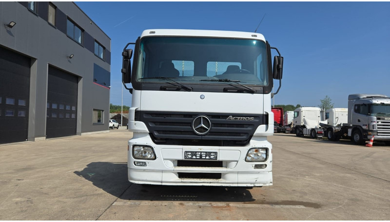 Mercedes-Benz Actros 2636 (6X4 / LAMES / GRAND PONT / MP2 / STEEL SUSP. / BOITE MANUELLE / MANUAL GEARBOX / 9M CHASSIS !!!) - Камион со платформа: слика 2 Mercedes-Benz Actros 2636 (6X4 / LAMES / GRAND PONT / MP2 / STEEL SUSP. / BOITE MANUELLE / MANUAL GEARBOX / 9M CHASSIS !!!) - Камион со платформа: слика 2