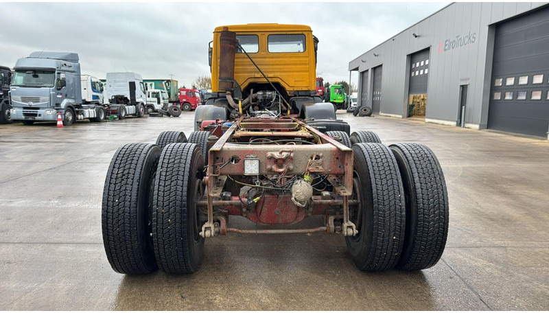 Mercedes-Benz SK 3234 (V6 / LAMES / GRAND PONT / STEEL SUSP. / BOITE MANUELLE / MANUAL GEARBOX) - Камион со кабинска шасија: слика 5 Mercedes-Benz SK 3234 (V6 / LAMES / GRAND PONT / STEEL SUSP. / BOITE MANUELLE / MANUAL GEARBOX) - Камион со кабинска шасија: слика 5