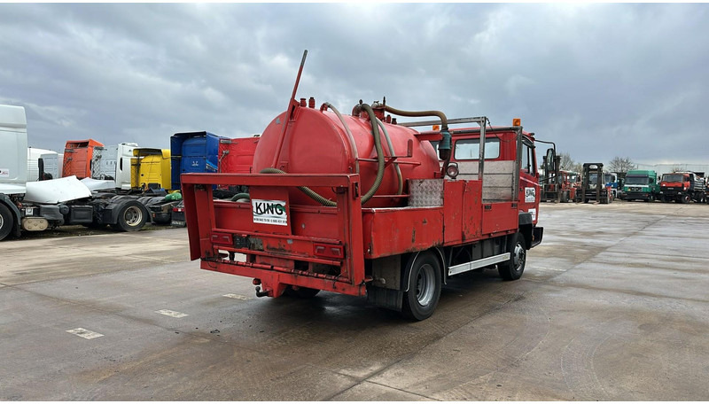 Mercedes-Benz SK 814 (VIDANGEUR / VACUUM / AUXILAIRY / SPER / STEEL SUSP. / LAMES) - Вакуумски камион: слика 5 Mercedes-Benz SK 814 (VIDANGEUR / VACUUM / AUXILAIRY / SPER / STEEL SUSP. / LAMES) - Вакуумски камион: слика 5