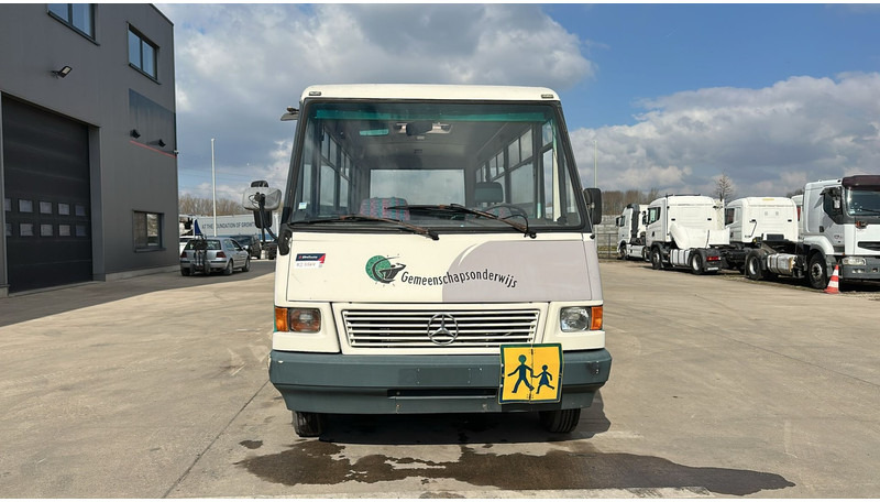 Mercedes-Benz Vario 614 (BELGIAN BUS / MANUAL PUMP / POMPE MANUELLE / BOITE MANUELLE / LAMES) - Градски автобус: слика 2 Mercedes-Benz Vario 614 (BELGIAN BUS / MANUAL PUMP / POMPE MANUELLE / BOITE MANUELLE / LAMES) - Градски автобус: слика 2