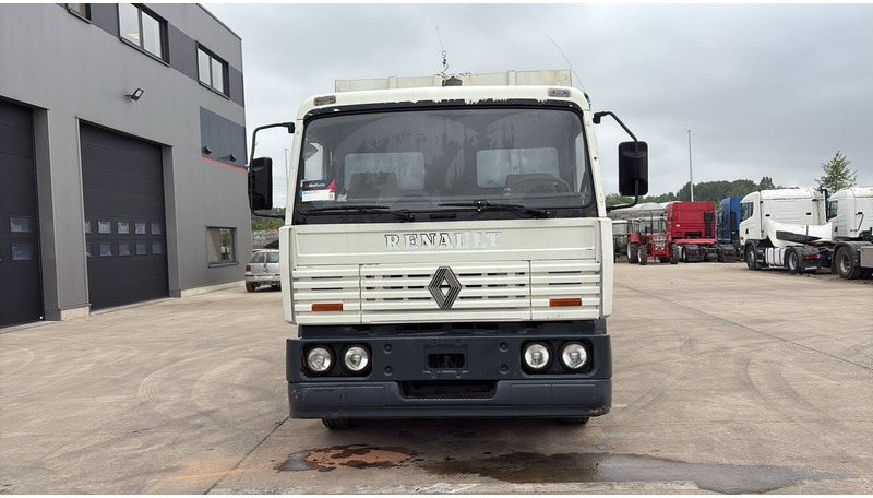Renault G 230 Manager (POMPE MANUELLE / LAMES / STEEL SUSP. / MANUAL PUMP) - Кипер: слика 2 Renault G 230 Manager (POMPE MANUELLE / LAMES / STEEL SUSP. / MANUAL PUMP) - Кипер: слика 2