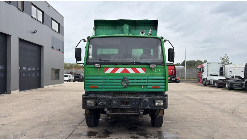 Renault G 300 MAXTER (GRAND PONT / POMPE MANUELLE / 6X4) - Кипер: слика 2 Renault G 300 MAXTER (GRAND PONT / POMPE MANUELLE / 6X4) - Кипер: слика 2
