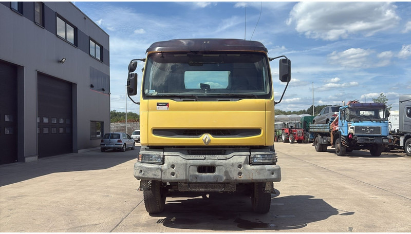 Renault KERAX 420 (BOITE MANUELLE / 8X4 / LAMES / MANUAL GEARBOX) - Камион со кабинска шасија: слика 2 Renault KERAX 420 (BOITE MANUELLE / 8X4 / LAMES / MANUAL GEARBOX) - Камион со кабинска шасија: слика 2