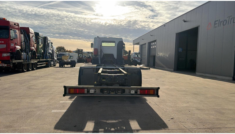 Renault Kerax 320 DCI (PARFAIT ETAT / CHASSIS LONGUE / LAMES / GRAND PONT / KM ORIGINAL) - Камион со кабинска шасија: слика 5 Renault Kerax 320 DCI (PARFAIT ETAT / CHASSIS LONGUE / LAMES / GRAND PONT / KM ORIGINAL) - Камион со кабинска шасија: слика 5