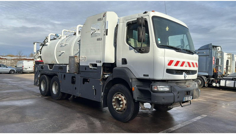 Renault Kerax 370 (10970L / CAMION FRANCAIS / VIDANGEUR / 6X4 / LAMES / GRAND PONT) - Вакуумски камион: слика 2 Renault Kerax 370 (10970L / CAMION FRANCAIS / VIDANGEUR / 6X4 / LAMES / GRAND PONT) - Вакуумски камион: слика 2