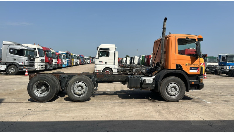 Камион со кабинска шасија Scania 94 G (MANUAL PUMP / POMPE MANUELLE / BOITE MANUELLE / MANUAL GEARBOX): слика 7