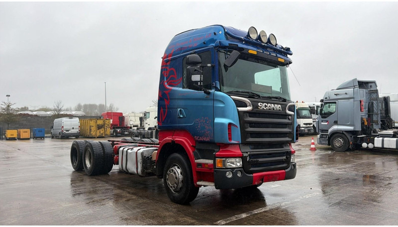 Scania R 500 V8 (6X4 / MANUAL GEARBOX / BOITE MANUELLE) - Камион со кабинска шасија: слика 3 Scania R 500 V8 (6X4 / MANUAL GEARBOX / BOITE MANUELLE) - Камион со кабинска шасија: слика 3