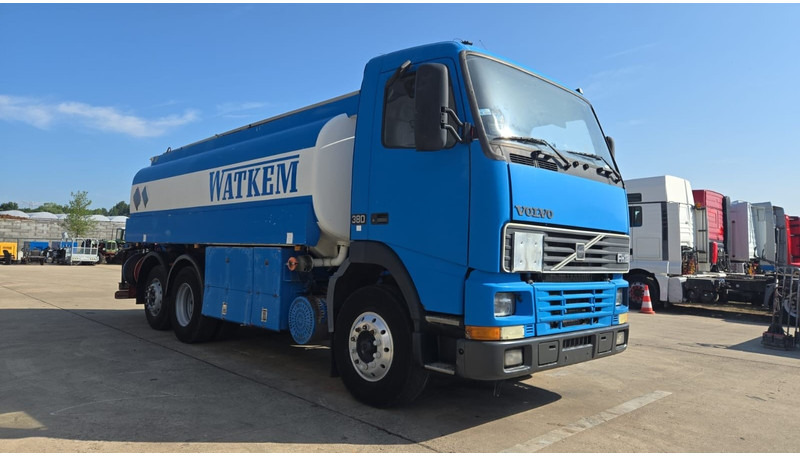 Volvo FH 12.380 (20.100 LITERS / PARFAIT ETAT / TOP CONDITION !!! / 6X2 / BOITE MANUELLE) - Камион цистерна: слика 3 Volvo FH 12.380 (20.100 LITERS / PARFAIT ETAT / TOP CONDITION !!! / 6X2 / BOITE MANUELLE) - Камион цистерна: слика 3