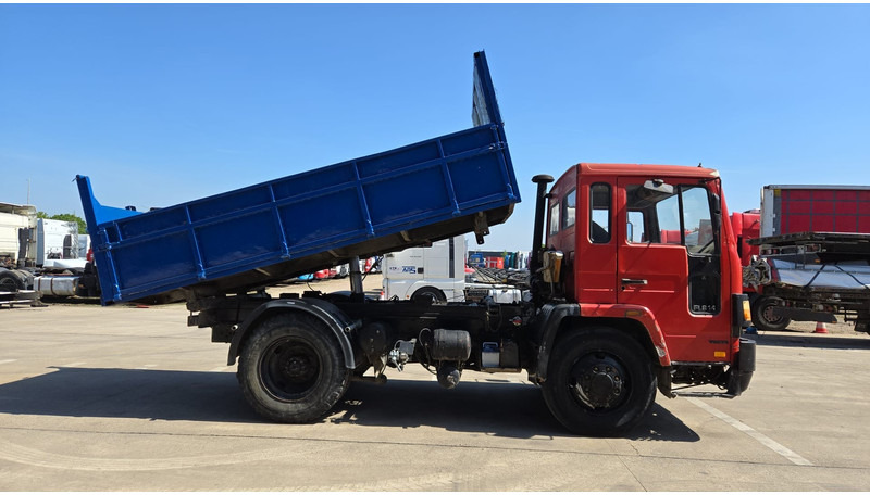 Volvo FL 6 - 14 (MANUAL PUMP / POMPE MANUELLE) - Кипер: слика 4 Volvo FL 6 - 14 (MANUAL PUMP / POMPE MANUELLE) - Кипер: слика 4