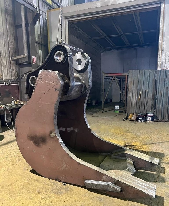 Нов Корпа за багер Caterpillar 374 Marble: слика 12