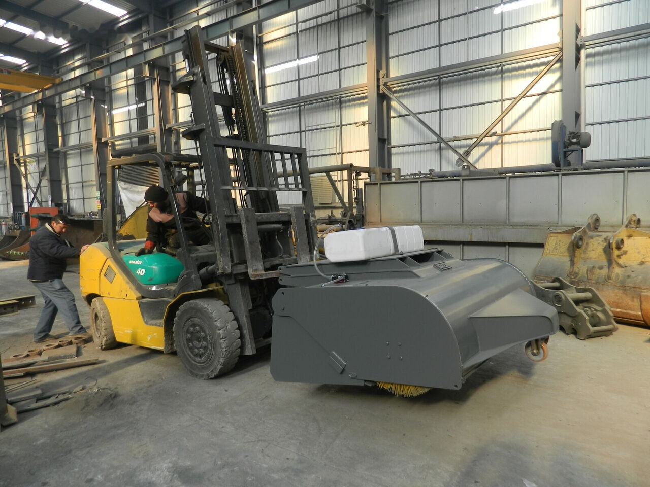 Galen New - Метла: слика 1 Galen New - Метла: слика 1