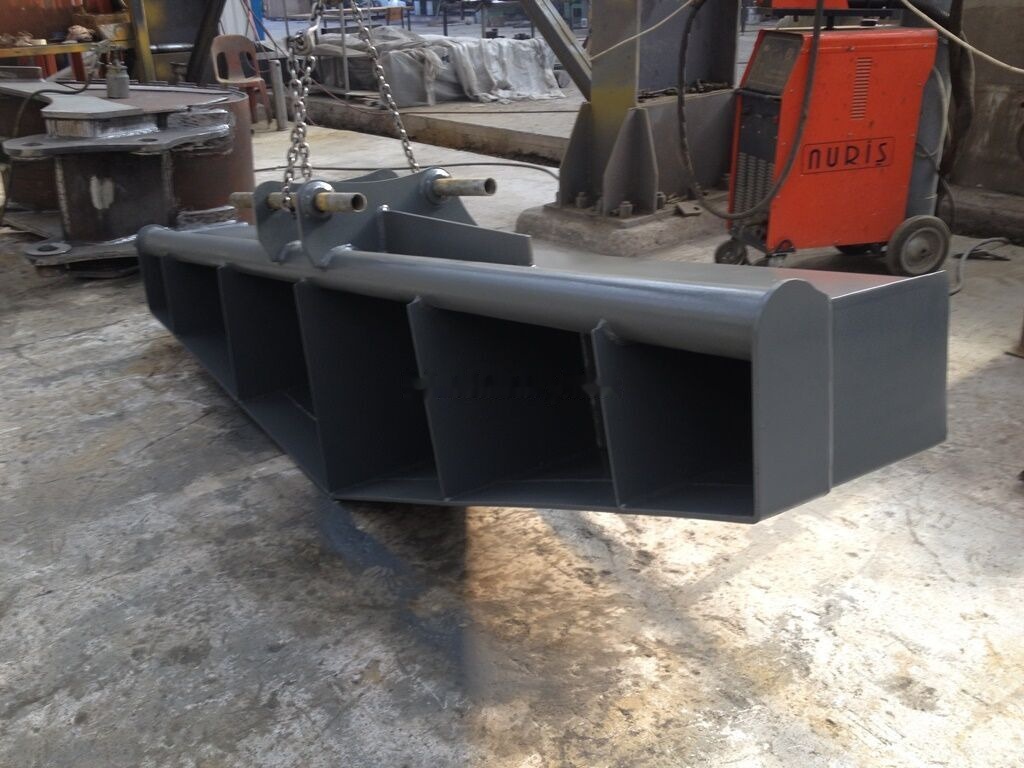 Galen TRAPEZOID BUCKET (V Ditch Bucket) - Корпа за багер: слика 1 Galen TRAPEZOID BUCKET (V Ditch Bucket) - Корпа за багер: слика 1