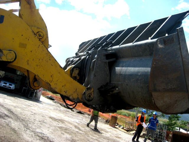 Komatsu HIGH DUMPING BUCKET - Корпа за натоварувач: слика 1 Komatsu HIGH DUMPING BUCKET - Корпа за натоварувач: слика 1