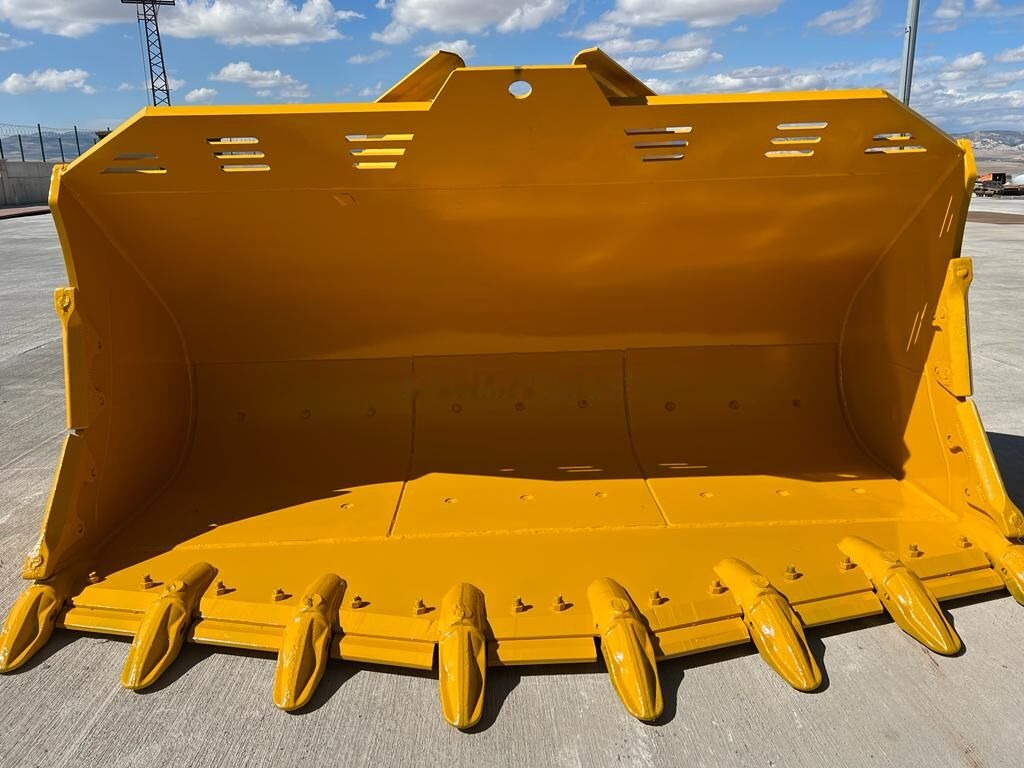 Komatsu WA470 Rock Bucket - Корпа за натоварувач: слика 1 Komatsu WA470 Rock Bucket - Корпа за натоварувач: слика 1