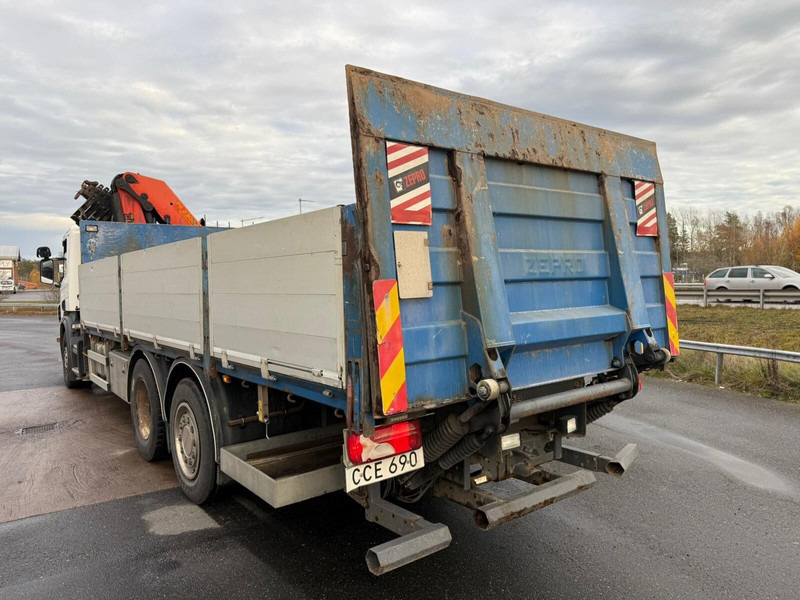 Scania P310 - Камион со платформа, Камион со кран: слика 3 Scania P310 - Камион со платформа, Камион со кран: слика 3