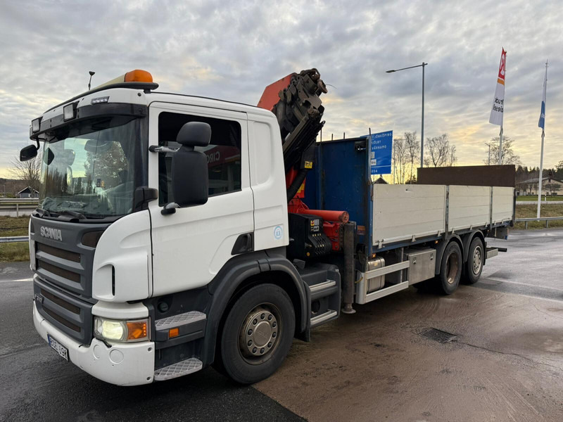 Scania P310 - Камион со платформа, Камион со кран: слика 1 Scania P310 - Камион со платформа, Камион со кран: слика 1