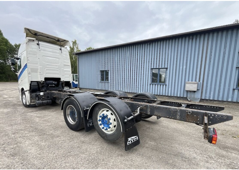 Volvo FH500 - Камион со кабинска шасија: слика 4 Volvo FH500 - Камион со кабинска шасија: слика 4