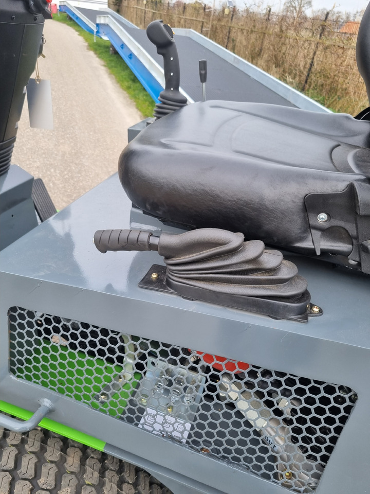 Нов Натоварувач на тркала WCM L1460: слика 16