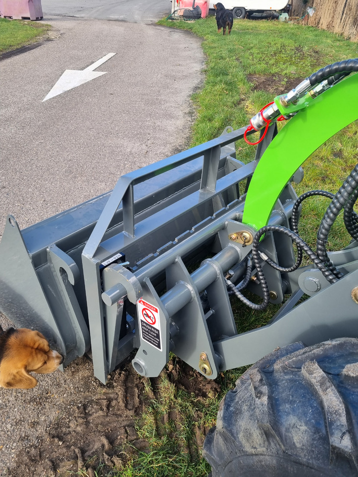 Натоварувач на тркала WCM L2310e E-Power: слика 16