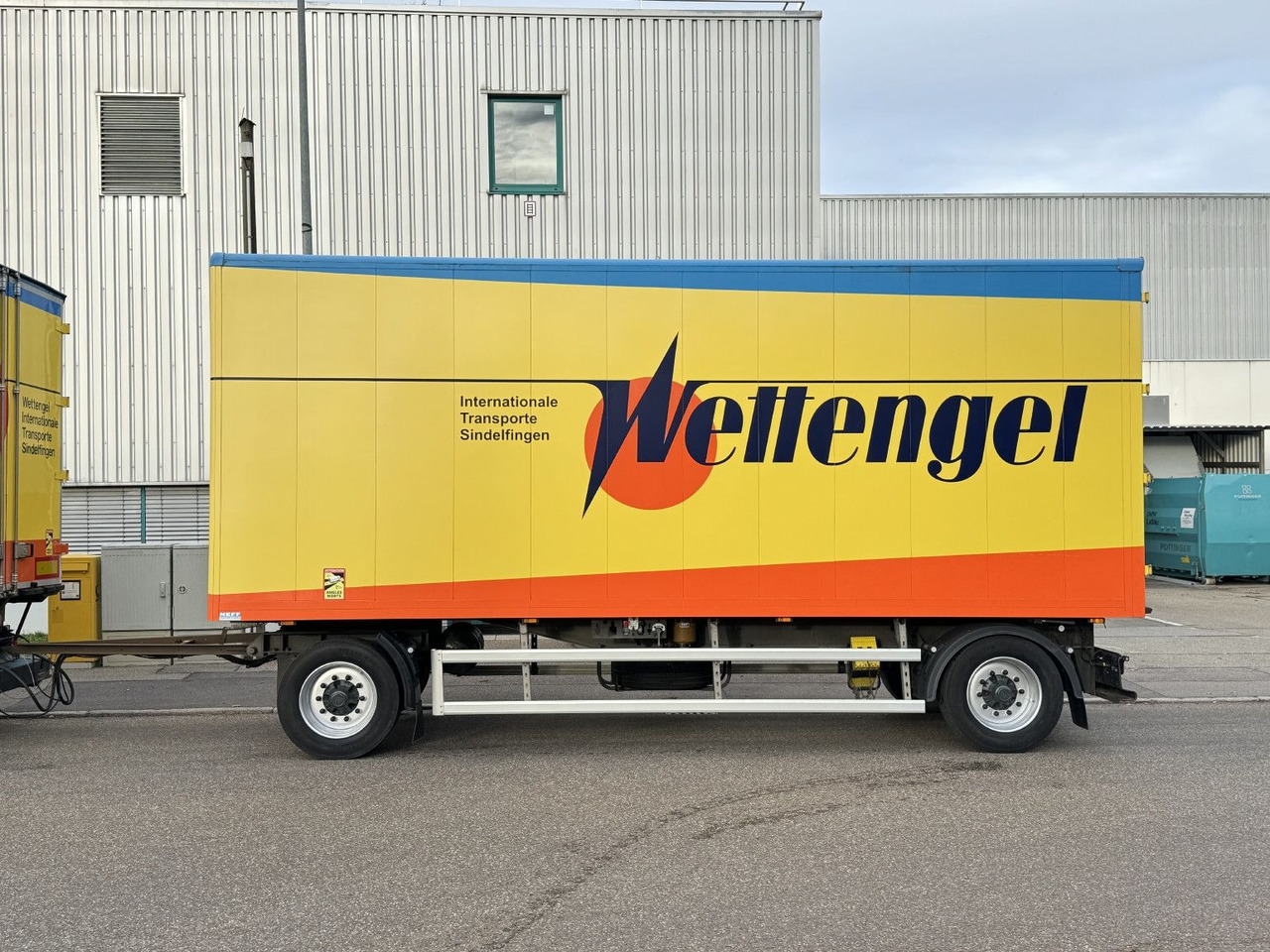 Ackermann KA-F 14 14t Alu-Möbelkoffer 7,2m BPW Luft ZS - Приколка сандучар: слика 2 Ackermann KA-F 14 14t Alu-Möbelkoffer 7,2m BPW Luft ZS - Приколка сандучар: слика 2