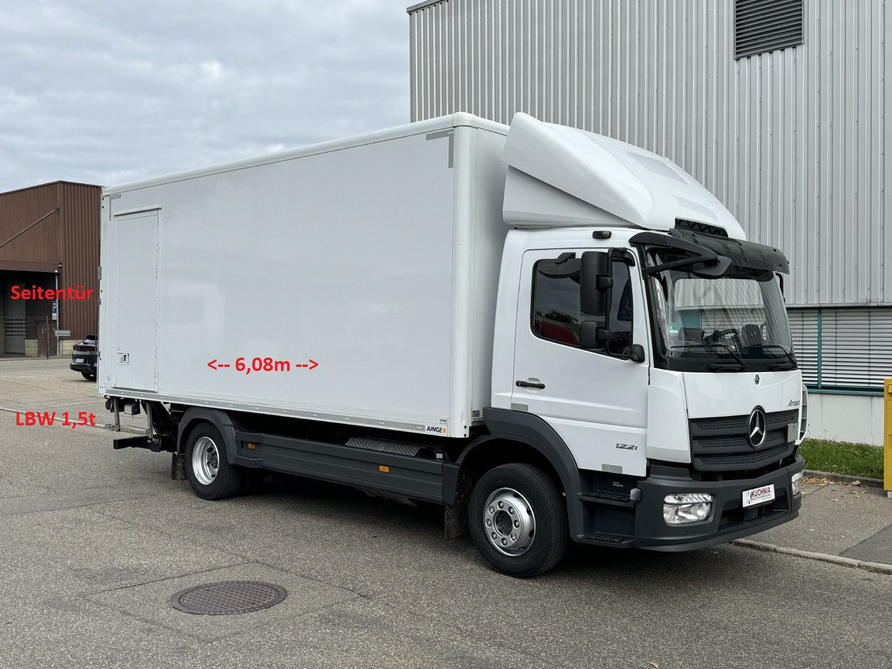 Mercedes-Benz Atego 1221 L Koffer 6,1m LBW AHK Klima TOP - Камион сандучар: слика 1 Mercedes-Benz Atego 1221 L Koffer 6,1m LBW AHK Klima TOP - Камион сандучар: слика 1
