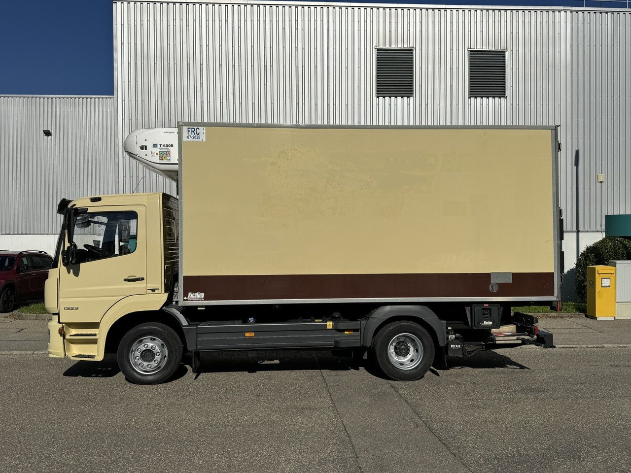 Mercedes-Benz Atego 1323L 4-Fleisch-Rohrbahnen TK T600R ATM - Камион ладилник: слика 5 Mercedes-Benz Atego 1323L 4-Fleisch-Rohrbahnen TK T600R ATM - Камион ладилник: слика 5