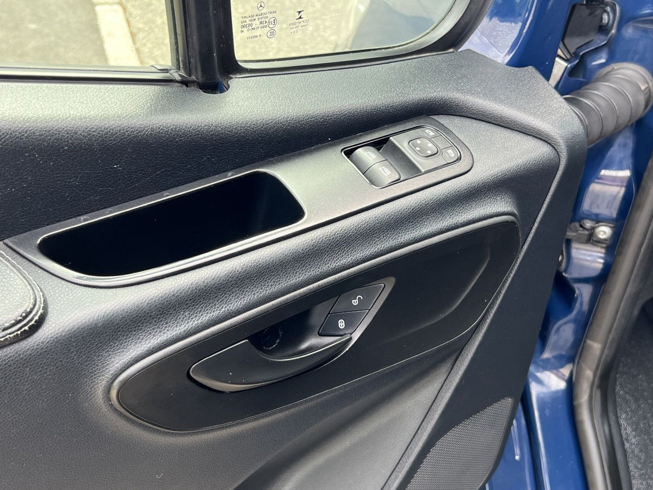 Товарно комбе Mercedes-Benz Sprinter 315 CDI Kasten ML+H 3-Sitze Klima: слика 16 Товарно комбе Mercedes-Benz Sprinter 315 CDI Kasten ML+H 3-Sitze Klima: слика 16