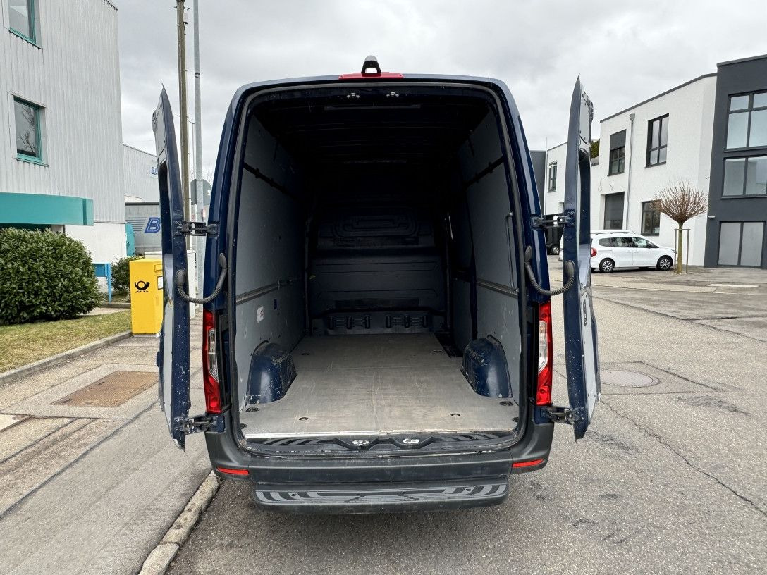 Товарно комбе Mercedes-Benz Sprinter 315 CDI Kasten ML+H 3-Sitze Klima: слика 21 Товарно комбе Mercedes-Benz Sprinter 315 CDI Kasten ML+H 3-Sitze Klima: слика 21