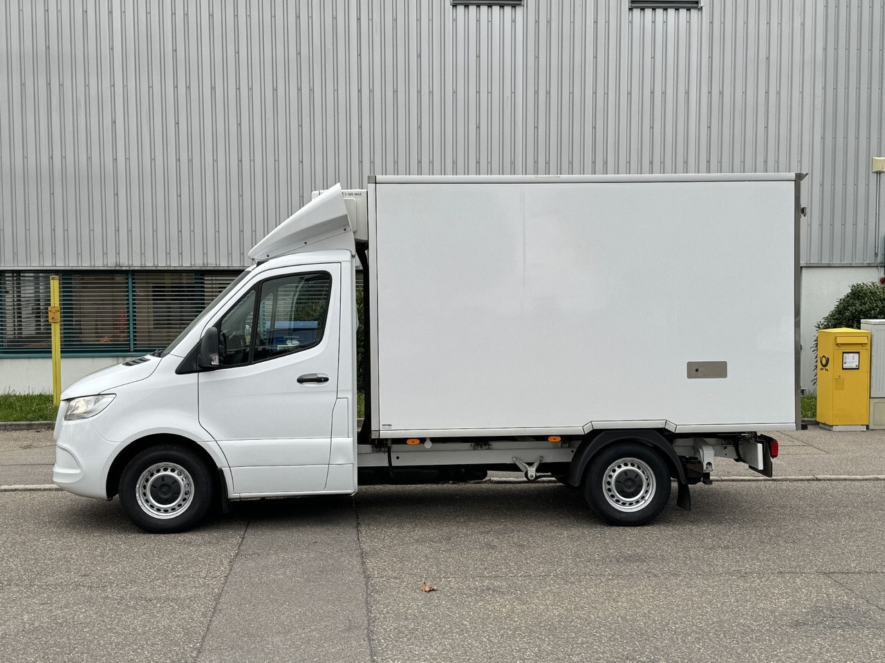 Mercedes-Benz Sprinter 316 Tiefkühl 3,3m TK V-500 MAX Luftgef. - Комбе ладилник: слика 4 Mercedes-Benz Sprinter 316 Tiefkühl 3,3m TK V-500 MAX Luftgef. - Комбе ладилник: слика 4